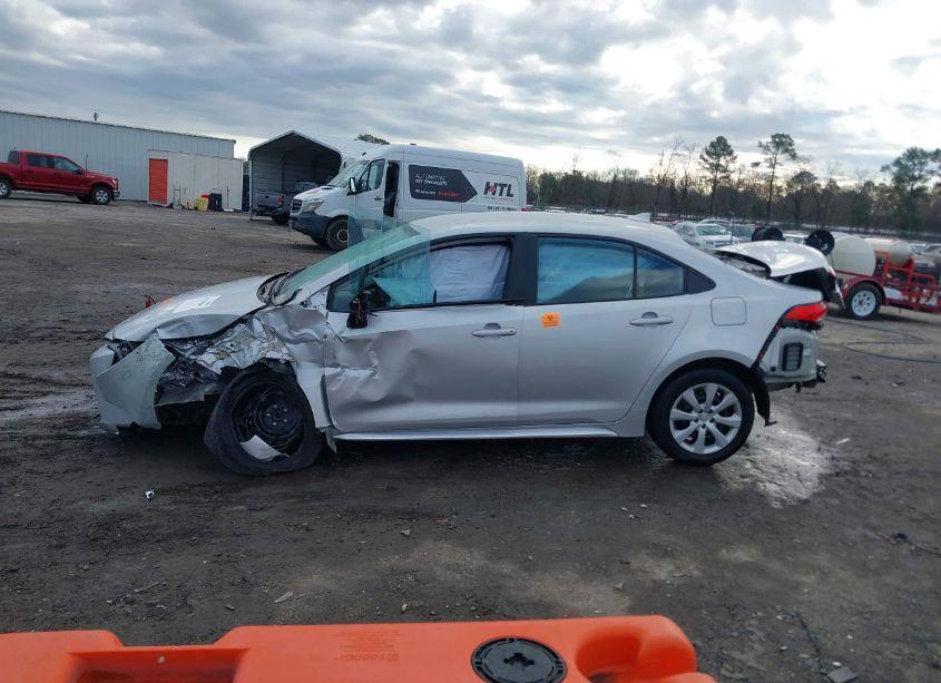 Photo 14 of 2023 Toyota Corolla LE (VIN 5YFB4MDE0PP013003)