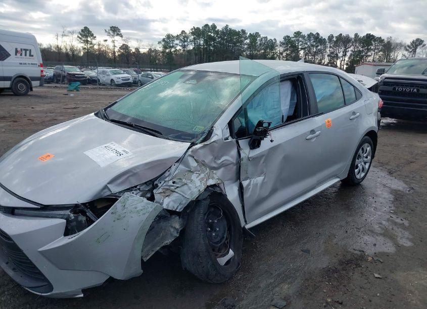 Photo 6 of 2023 Toyota Corolla LE (VIN 5YFB4MDE0PP013003)