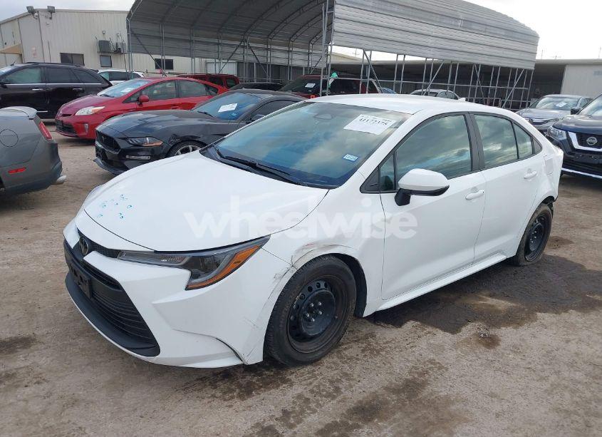 Photo 2 of 2023 Toyota Corolla LE (VIN 5YFB4MDE0PP013986)