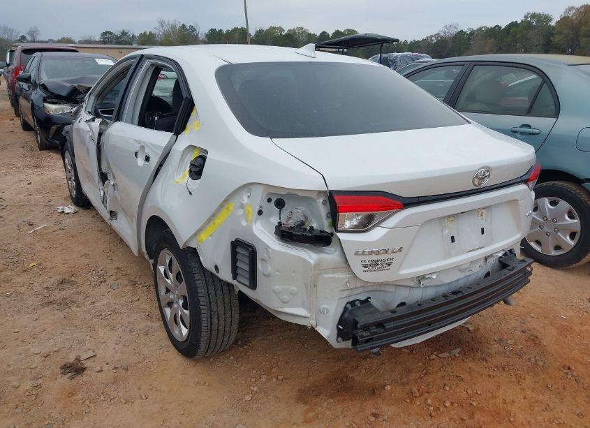 Photo 3 of 2023 Toyota Corolla LE (VIN 5YFB4MDE0PP039715)