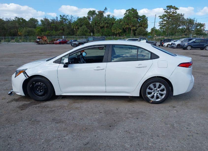 Photo 15 of 2023 Toyota Corolla LE (VIN 5YFB4MDE0PP062802)