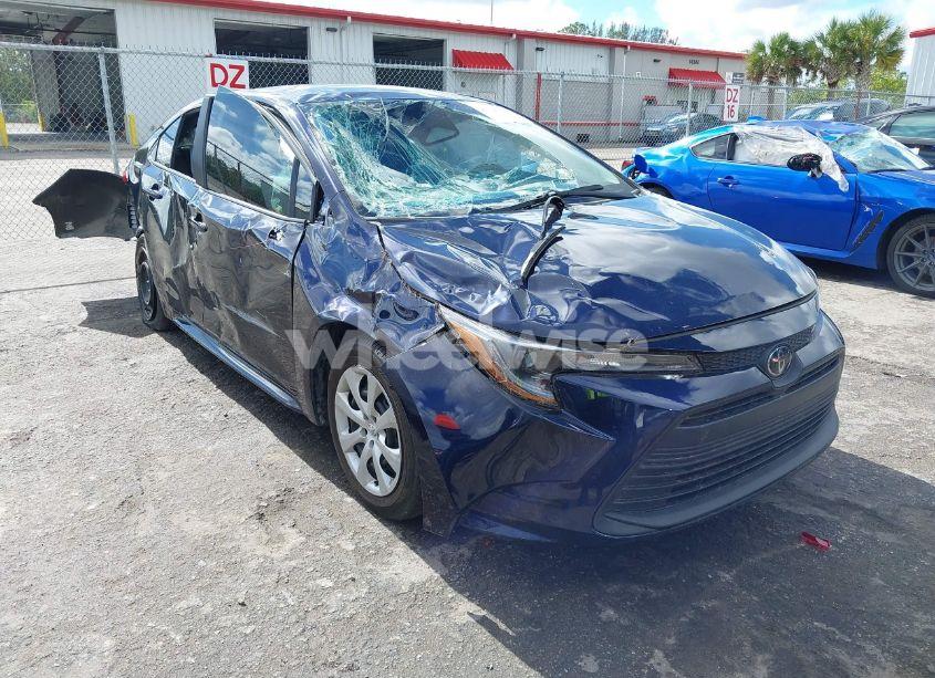 2024 Toyota Corolla LE (VIN 5YFB4MDE0RP082180) main photo