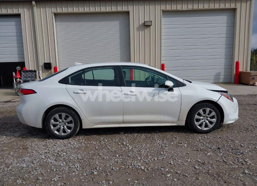 Photo 13 of 2024 Toyota Corolla LE (VIN 5YFB4MDE0RP088464)