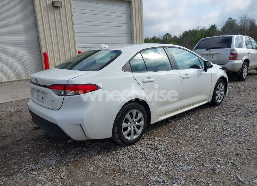 Photo 4 of 2024 Toyota Corolla LE (VIN 5YFB4MDE0RP088464)