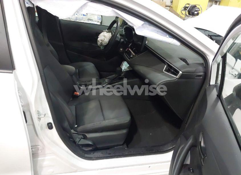 Photo 5 of 2024 Toyota Corolla LE (VIN 5YFB4MDE0RP118014)