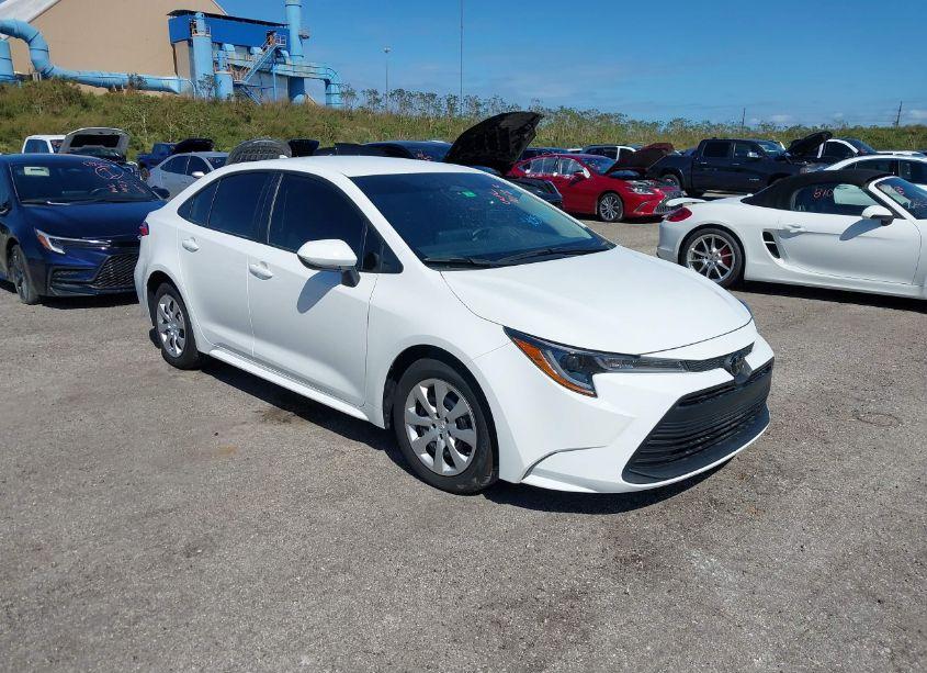 2024 Toyota Corolla LE (VIN 5YFB4MDE0RP134620) main photo