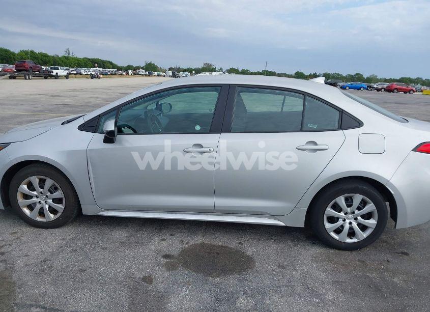 Photo 14 of 2024 Toyota Corolla LE (VIN 5YFB4MDE0RP137128)