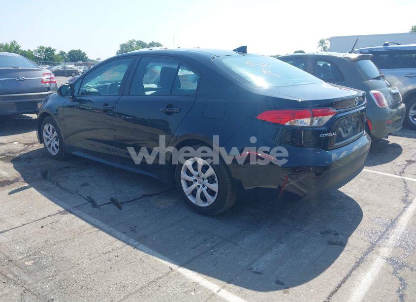 Photo 3 of 2024 Toyota Corolla LE (VIN 5YFB4MDE0RP145570)