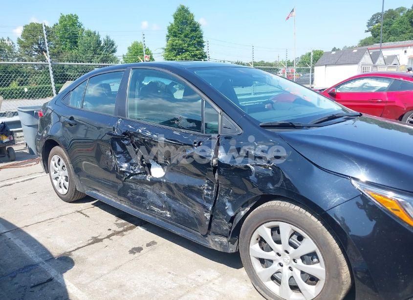 Photo 6 of 2024 Toyota Corolla LE (VIN 5YFB4MDE0RP145570)