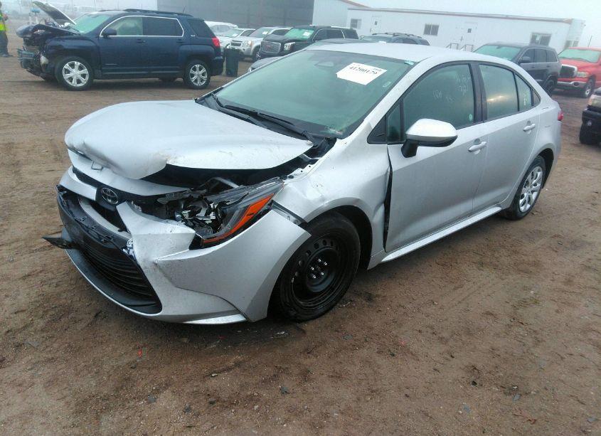 Photo 2 of 2024 Toyota Corolla LE (VIN 5YFB4MDE0RP147044)