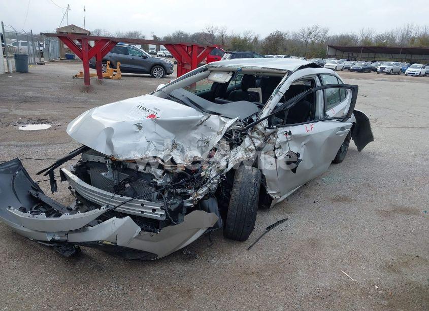 Photo 2 of 2024 Toyota Corolla LE (VIN 5YFB4MDE0RP169691)