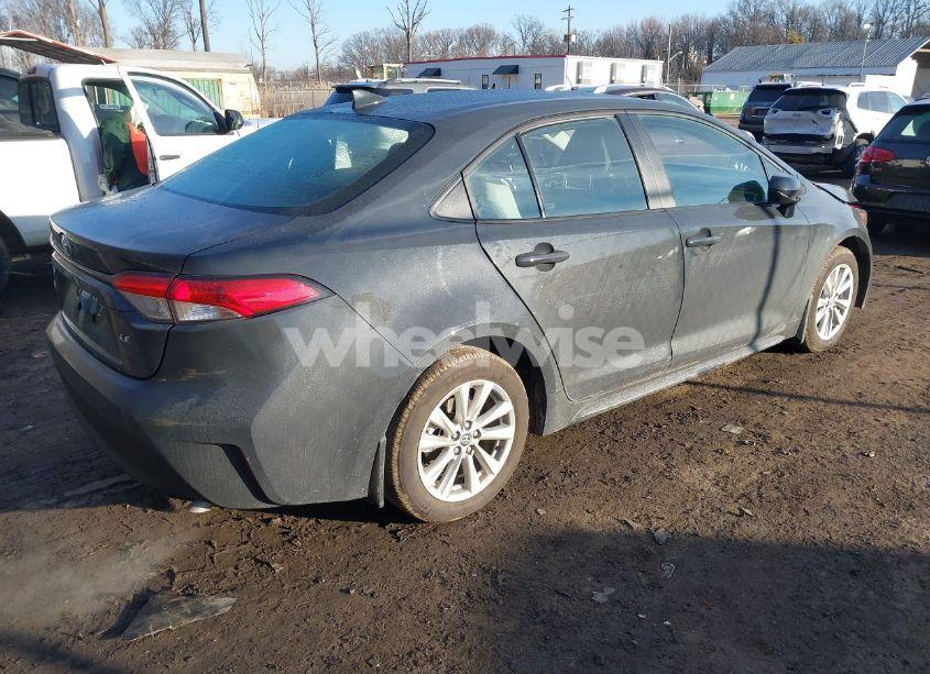 Photo 4 of 2024 Toyota Corolla LE (VIN 5YFB4MDE0RP171165)