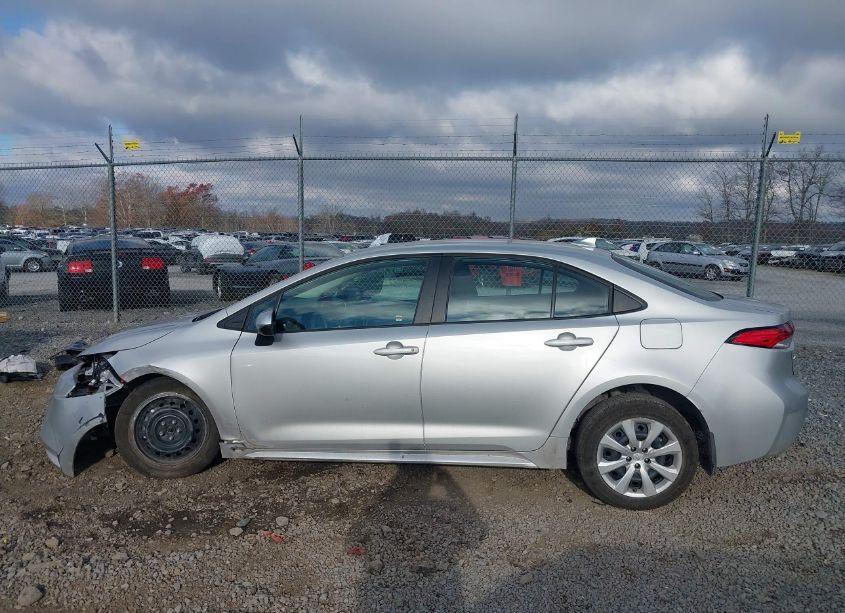 Photo 15 of 2024 Toyota Corolla LE (VIN 5YFB4MDE0RP174163)