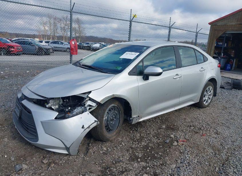 Photo 2 of 2024 Toyota Corolla LE (VIN 5YFB4MDE0RP174163)