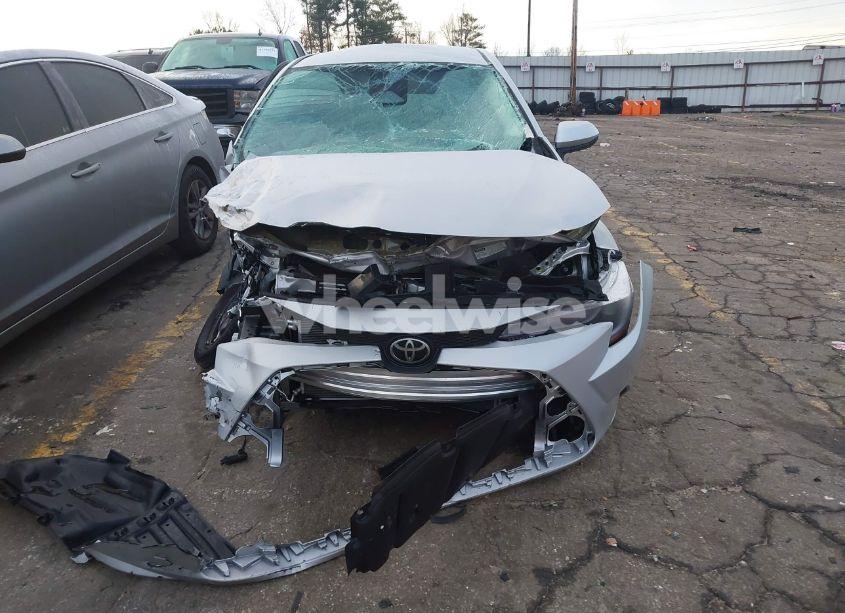 Photo 13 of 2024 Toyota Corolla LE (VIN 5YFB4MDE0RP180416)