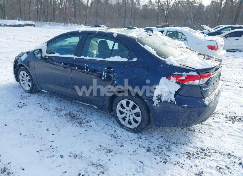 Photo 3 of 2024 Toyota Corolla LE (VIN 5YFB4MDE0RP181565)