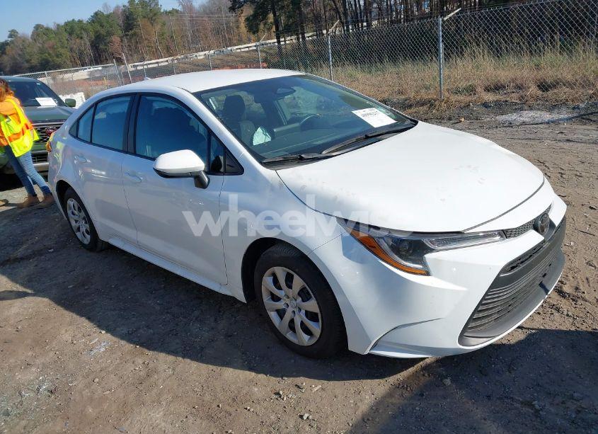 2024 Toyota Corolla LE (VIN 5YFB4MDE0RP184756) main photo