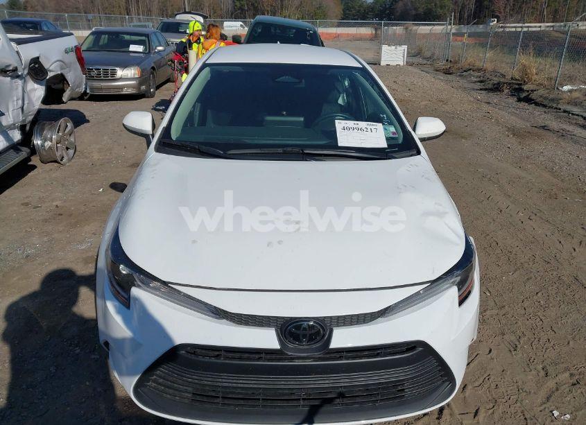 Photo 12 of 2024 Toyota Corolla LE (VIN 5YFB4MDE0RP184756)