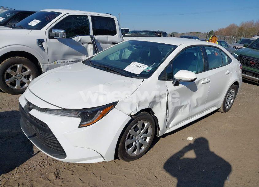 Photo 2 of 2024 Toyota Corolla LE (VIN 5YFB4MDE0RP184756)