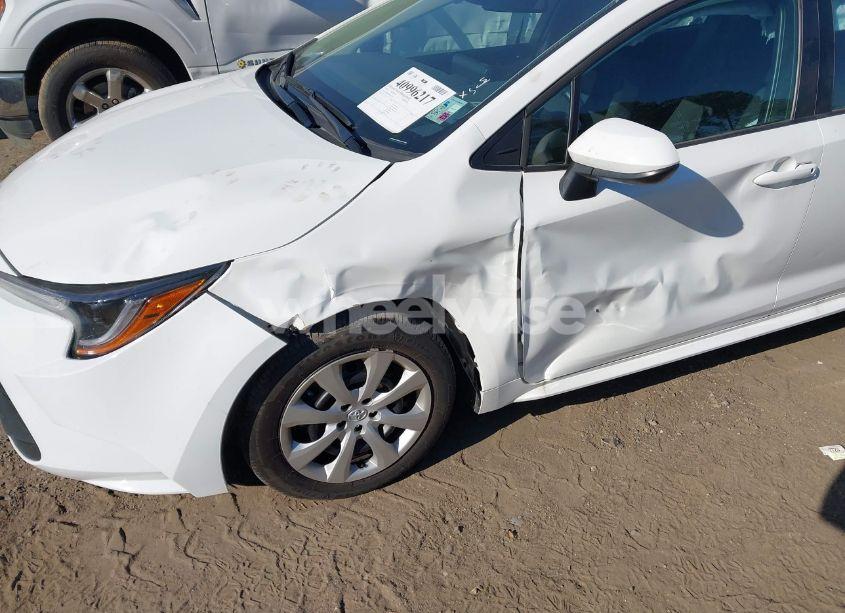 Photo 6 of 2024 Toyota Corolla LE (VIN 5YFB4MDE0RP184756)