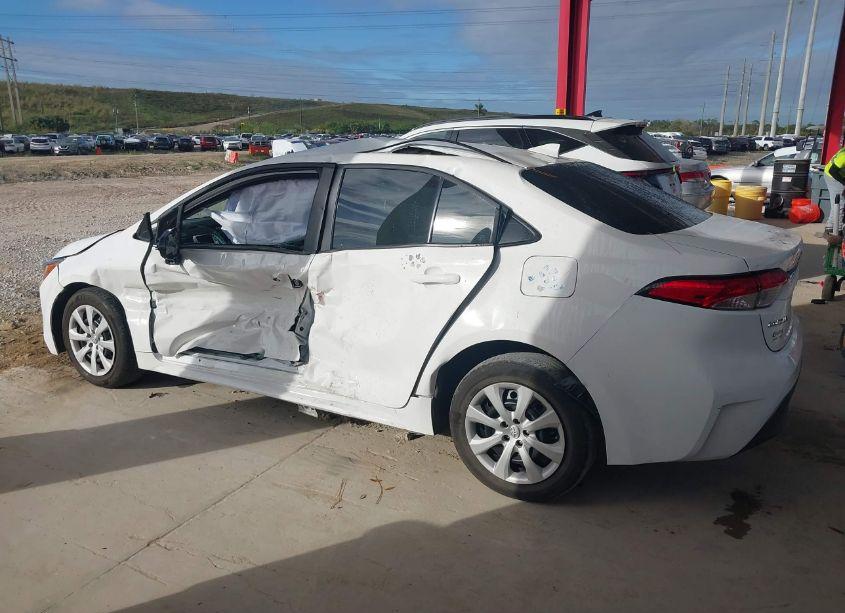 Photo 14 of 2024 Toyota Corolla LE (VIN 5YFB4MDE0RP189035)