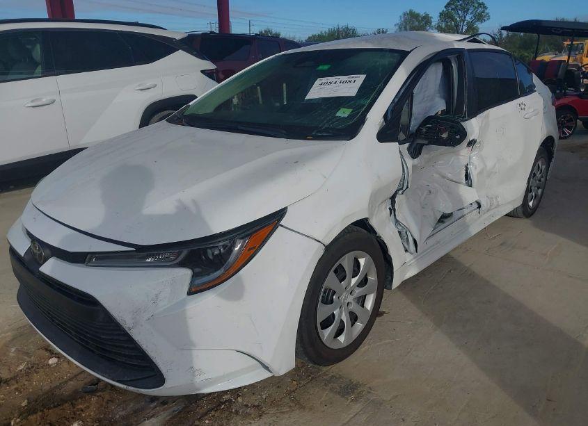 Photo 2 of 2024 Toyota Corolla LE (VIN 5YFB4MDE0RP189035)