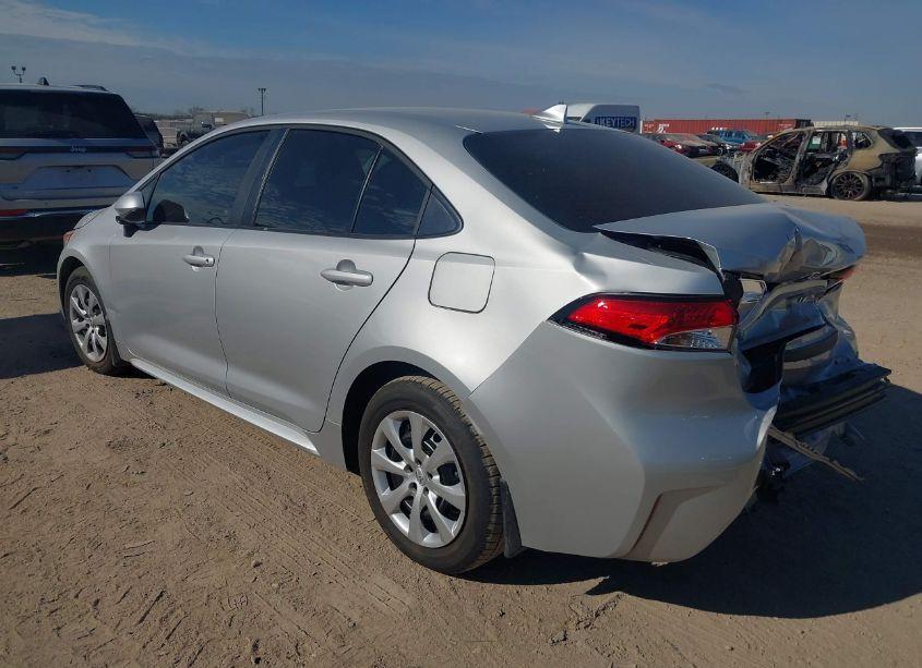 Photo 3 of 2024 Toyota Corolla LE (VIN 5YFB4MDE0RP195496)