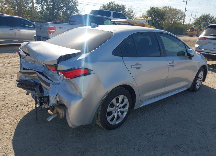 Photo 4 of 2024 Toyota Corolla LE (VIN 5YFB4MDE0RP195496)