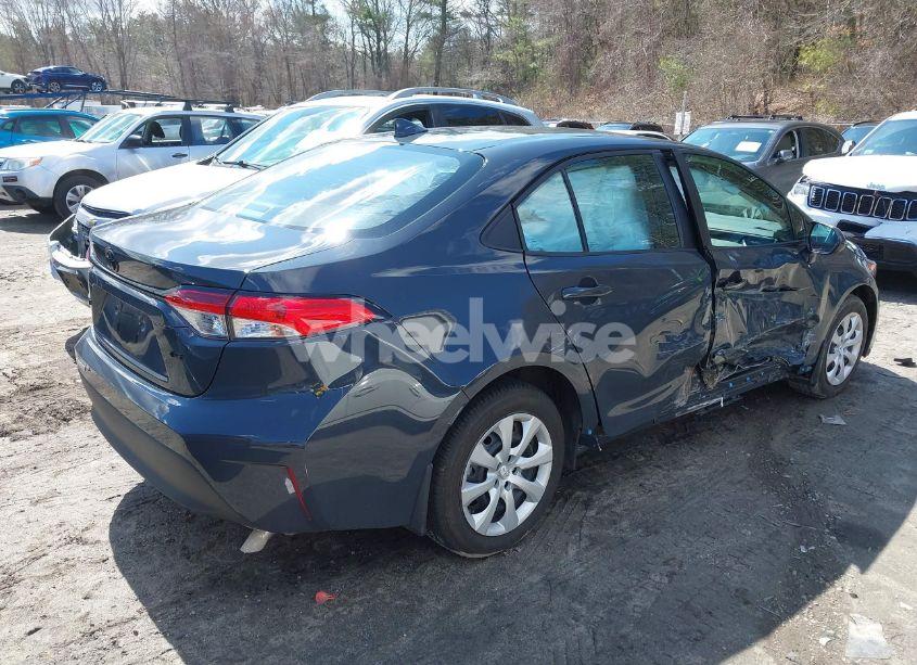 Photo 4 of 2024 Toyota Corolla LE (VIN 5YFB4MDE0RP198592)