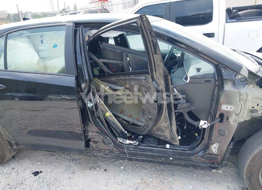 Photo 14 of 2025 Toyota Corolla LE (VIN 5YFB4MDE0SP230057)