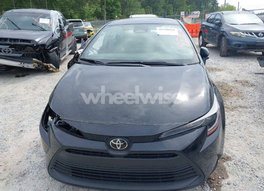 Photo 6 of 2025 Toyota Corolla LE (VIN 5YFB4MDE0SP230057)