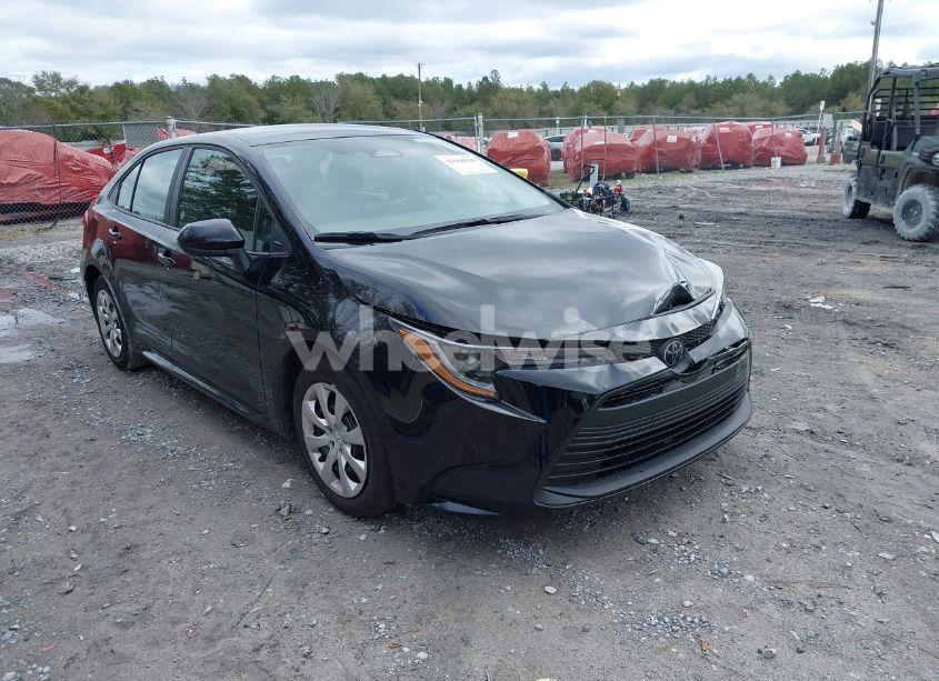 2025 Toyota Corolla LE (VIN 5YFB4MDE0SP247831) main photo