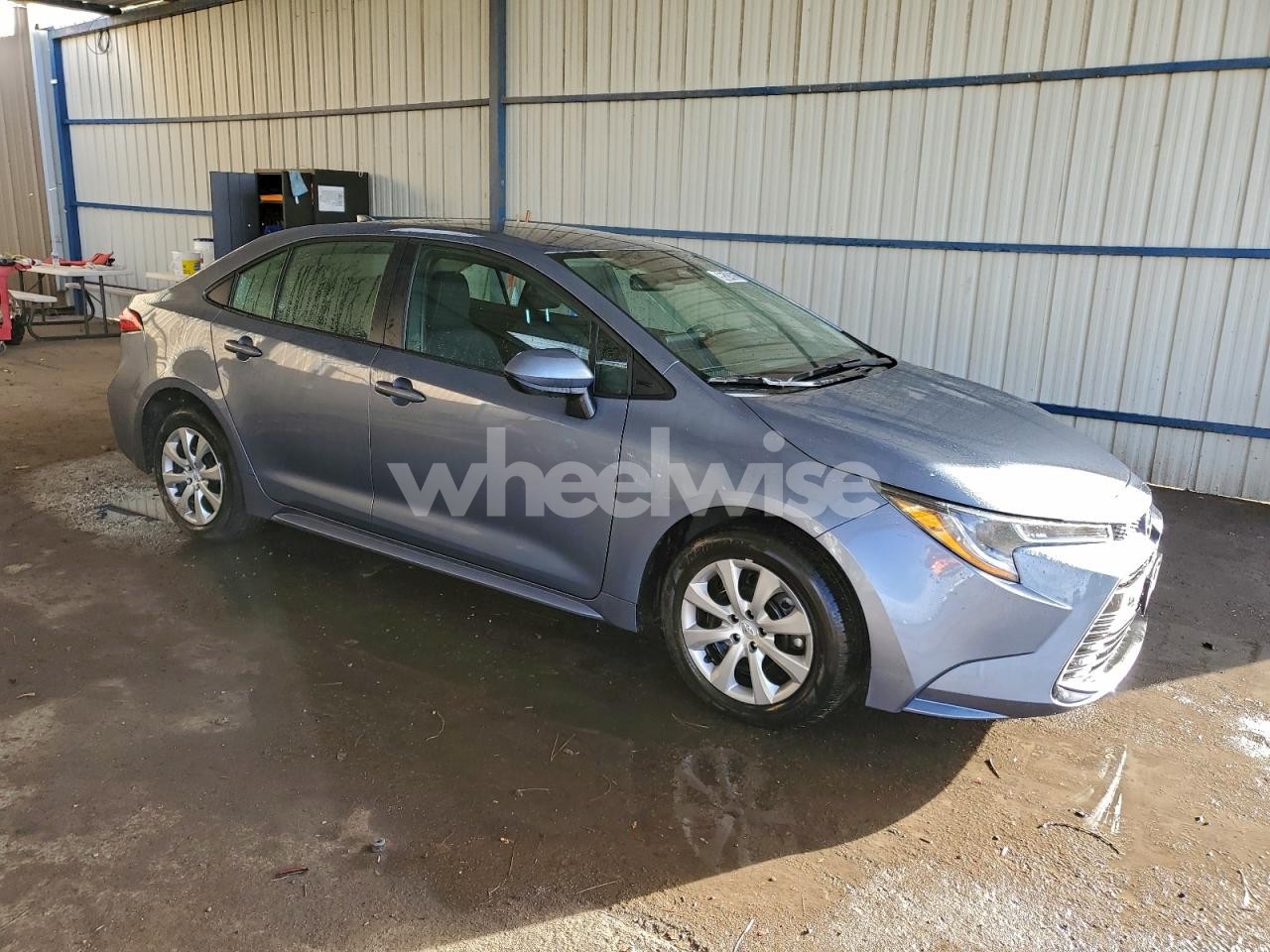 Photo 4 of 2025 TOYOTA COROLLA LE (VIN 5YFB4MDE0SP310040)