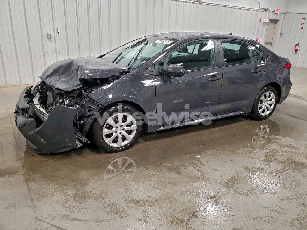 2025 TOYOTA COROLLA LE (VIN 5YFB4MDE0SP332572) main photo