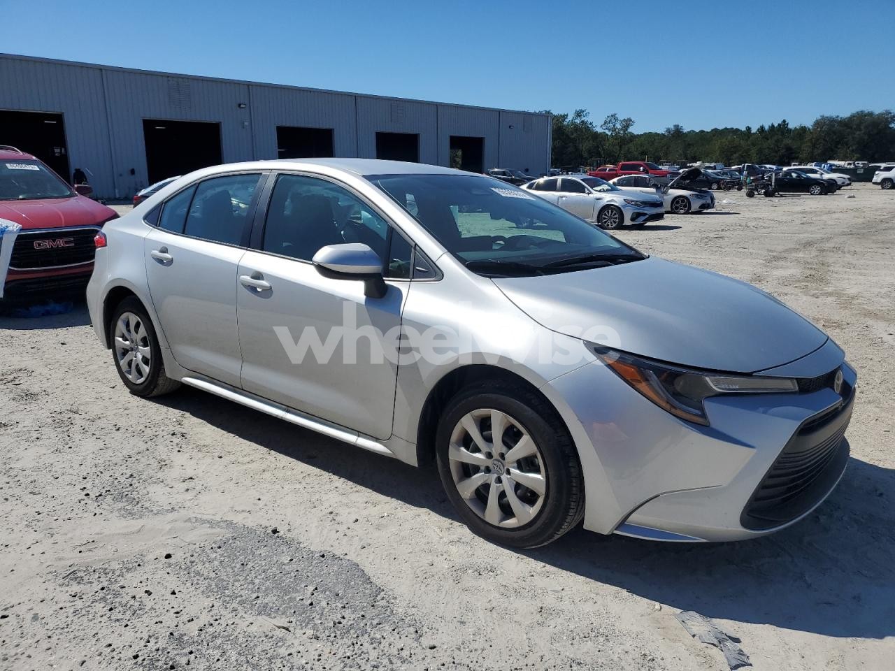 Photo 4 of 2025 TOYOTA COROLLA LE (VIN 5YFB4MDE0SP358167)