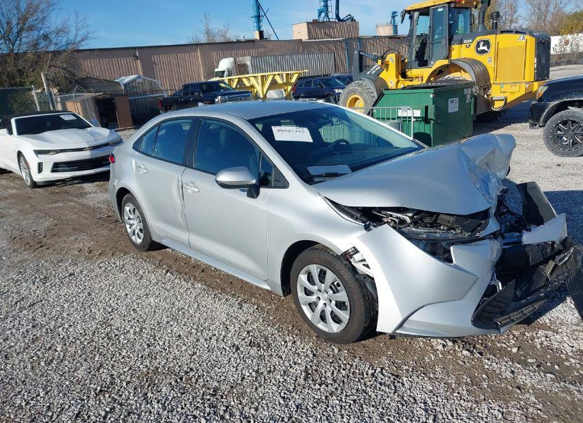 2023 Toyota Corolla LE (VIN 5YFB4MDE1PP015973) main photo