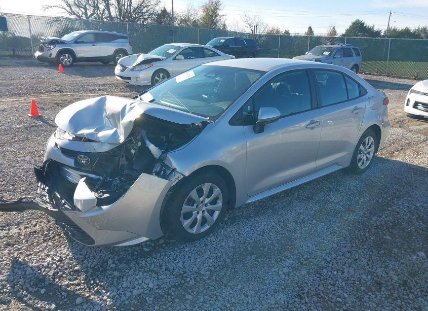 Photo 2 of 2023 Toyota Corolla LE (VIN 5YFB4MDE1PP015973)