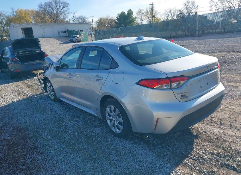 Photo 3 of 2023 Toyota Corolla LE (VIN 5YFB4MDE1PP015973)