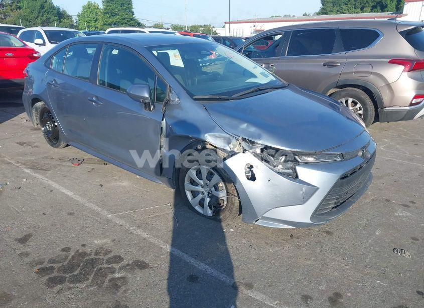 2023 Toyota Corolla LE (VIN 5YFB4MDE1PP060945) main photo