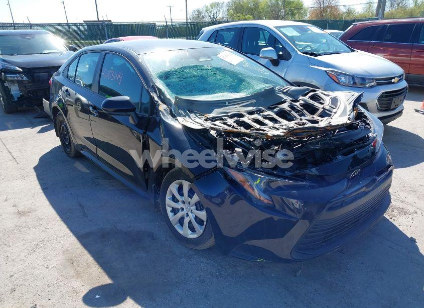 2024 Toyota Corolla LE (VIN 5YFB4MDE1RP093298) main photo