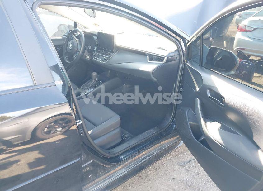 Photo 5 of 2024 Toyota Corolla LE (VIN 5YFB4MDE1RP099926)