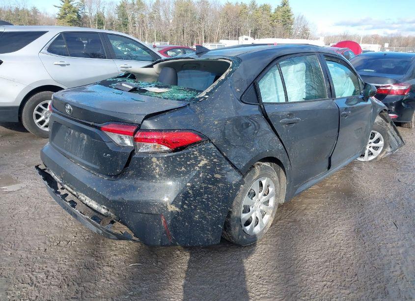 Photo 4 of 2024 Toyota Corolla LE (VIN 5YFB4MDE1RP106924)