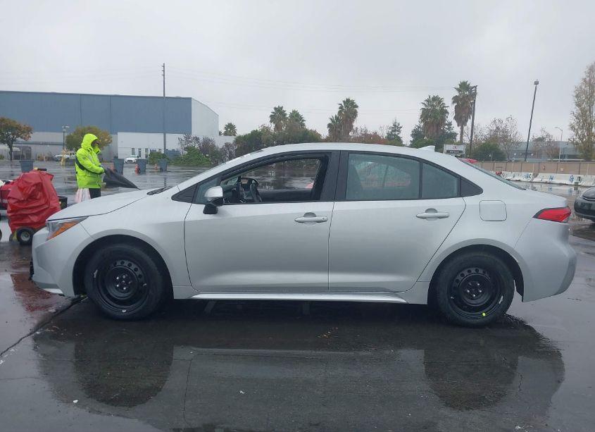 Photo 14 of 2024 Toyota Corolla LE (VIN 5YFB4MDE1RP135484)