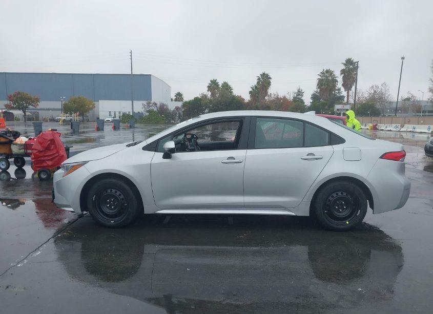 Photo 15 of 2024 Toyota Corolla LE (VIN 5YFB4MDE1RP135484)