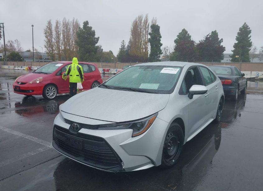 Photo 2 of 2024 Toyota Corolla LE (VIN 5YFB4MDE1RP135484)