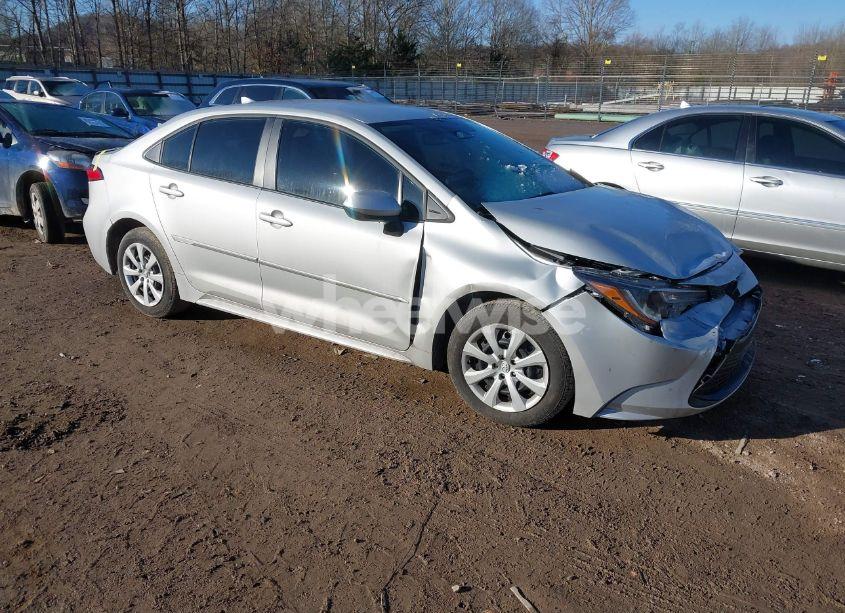 2024 Toyota Corolla LE (VIN 5YFB4MDE1RP138014) main photo