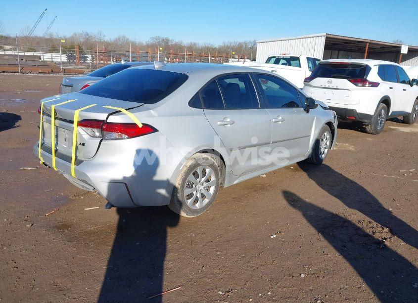 Photo 4 of 2024 Toyota Corolla LE (VIN 5YFB4MDE1RP138014)