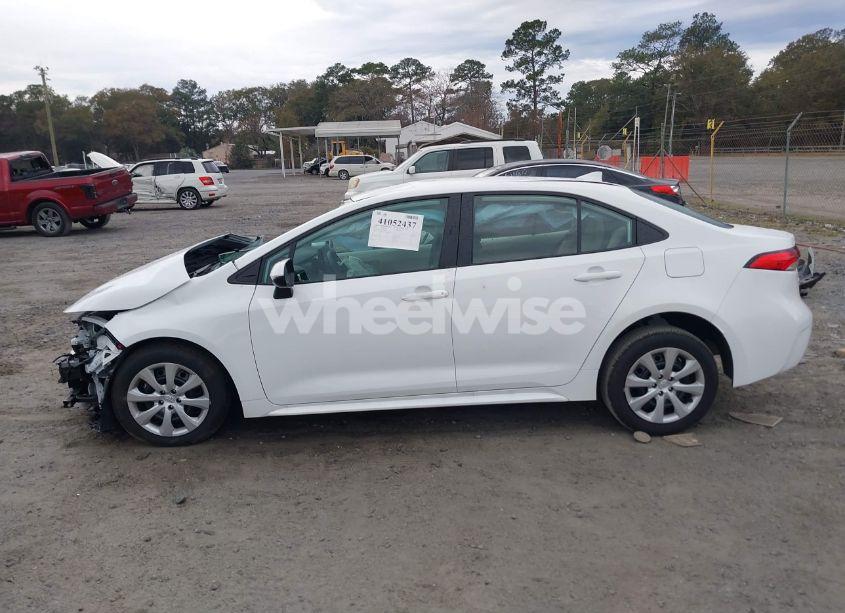 Photo 14 of 2024 Toyota Corolla LE (VIN 5YFB4MDE1RP140278)