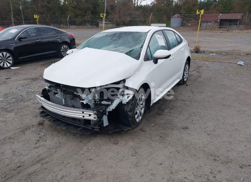 Photo 2 of 2024 Toyota Corolla LE (VIN 5YFB4MDE1RP140278)