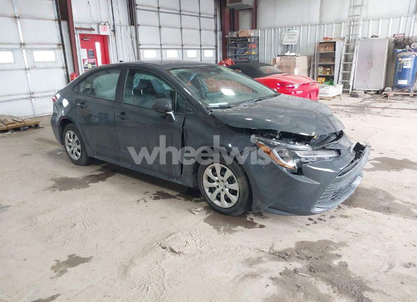 2024 Toyota Corolla LE (VIN 5YFB4MDE1RP157372) main photo